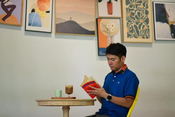 How Can Contemporary Styles in UK Women's Fashion Inspire Personal Wardrobe Choices?